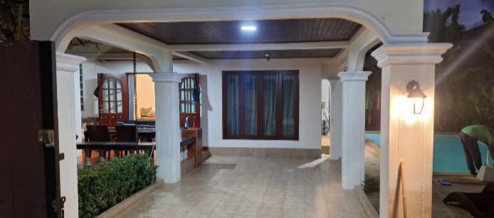 Villa Tanya Ban Saiyuan المظهر الخارجي الصورة